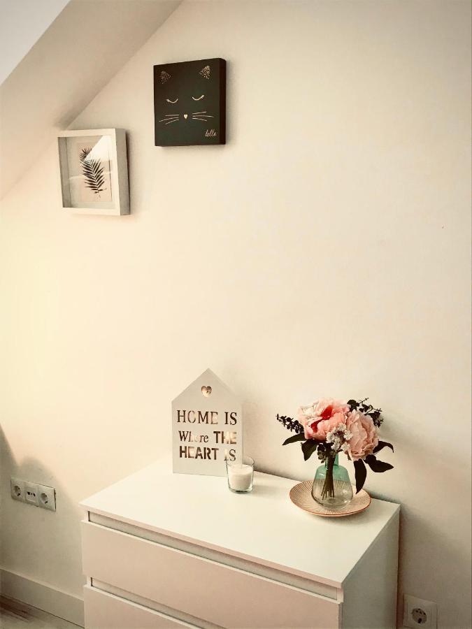 Confort Nordico Garaje Y Netflix Apartment